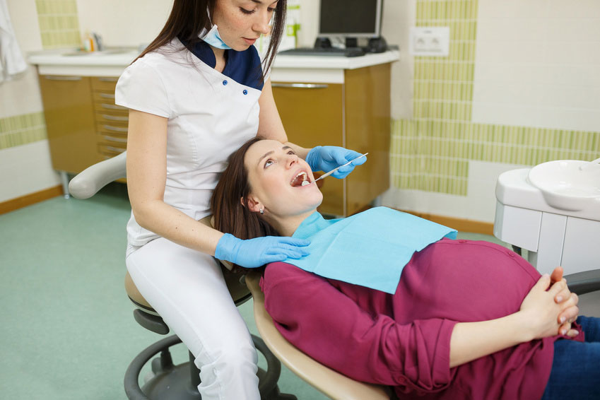 visit dentist while pregnant
